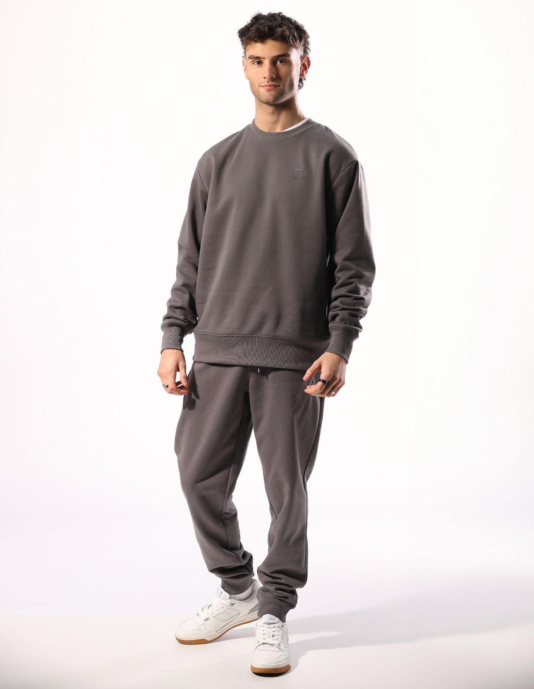 Track pants Russell Athletic Brooklyn Cuffed Barbati Gri Maro | 53904-DWSF